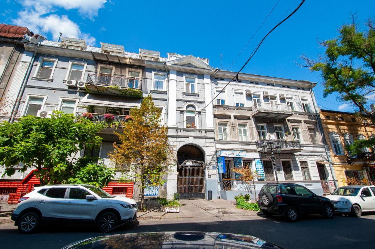 Suites On Chaikovskogo Oldenburg Bagian luar foto